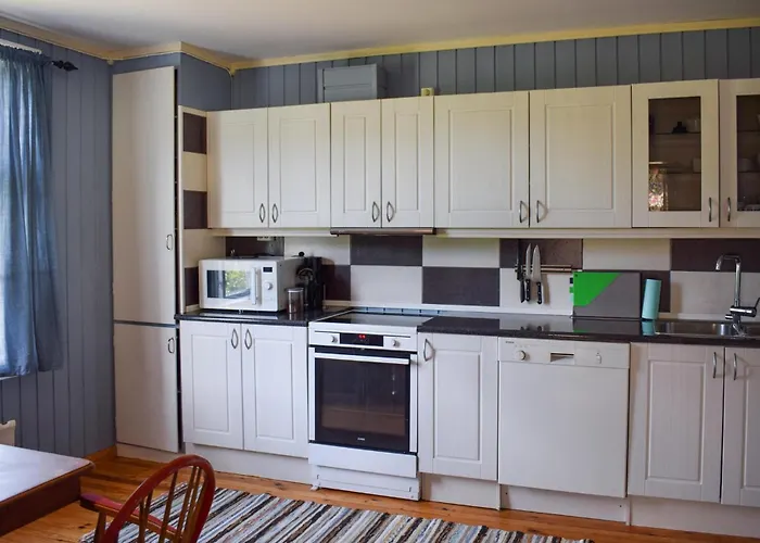 3 Bedroom Amazing In Drangedal